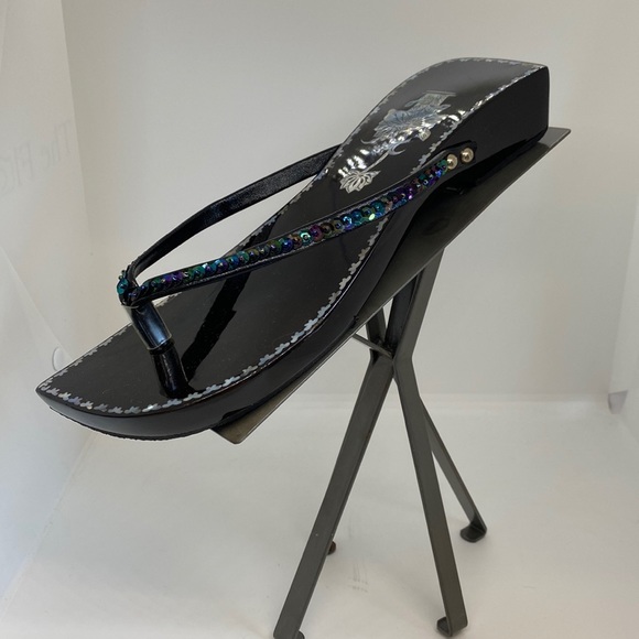 - New Asian Oriental Flip Flops Sandals MOP Inlay Black Lacquer Wood - Picture 3 of 9